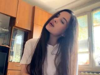 Este modelo está en vivo ahora. octaviahuseth