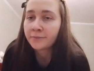 Este modelo está en vivo ahora. odettewashinski