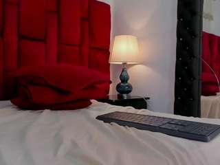 s-samantha Live Webcam on CamSoda