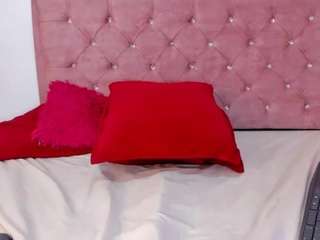 s-samantha Live Webcam on CamSoda