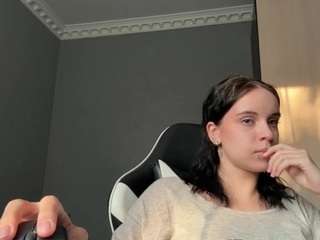 sanaskowronski live webcam show