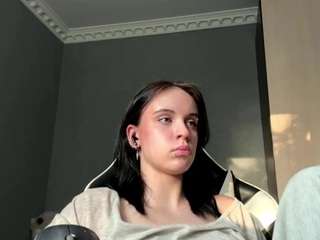 Sana live webcam show
