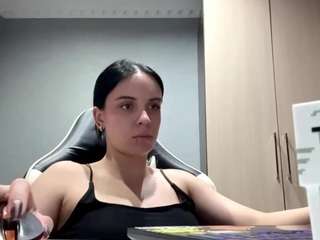 Live cam show with Sana