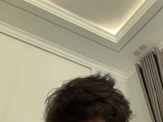 trillionzrecords live cam preview