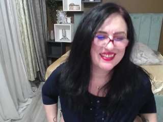 Live cam show with ValerieSmiths