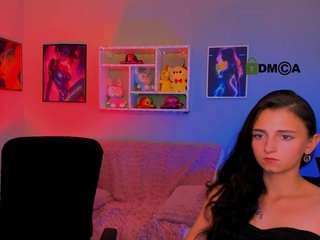 caroline-honeyy