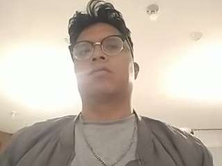 dharkhar's live room