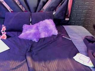queenjen live webcam show
