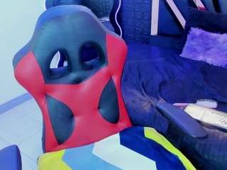 Queenjen live webcam show