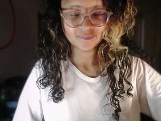 yuanna webcam