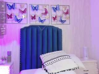 alison-carde05 live webcam show
