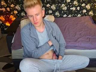 BlondBoyLive
