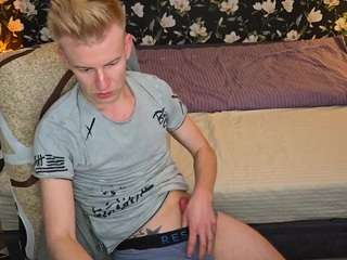 blondboylive