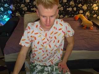 blondboylive