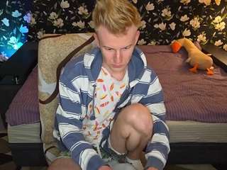 blondboylive