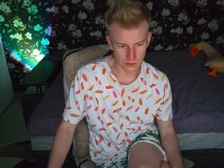 BlondBoyLive