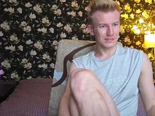 blondboylive