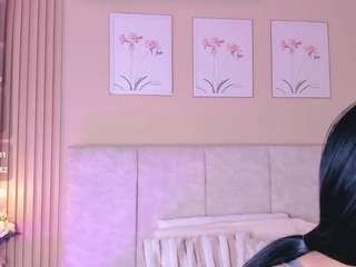 cherlynn live webcam show