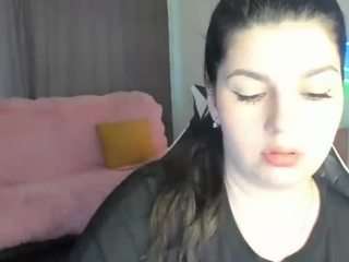 KisaModel live cam preview