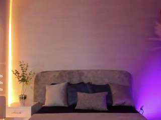 natalie-blaze live webcam show