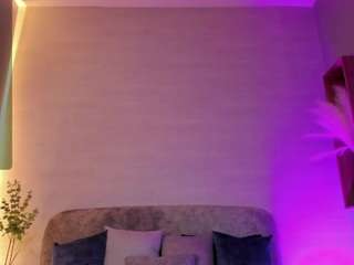 natalie-blaze live webcam show