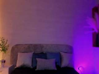 Natalie-Blaze live webcam show