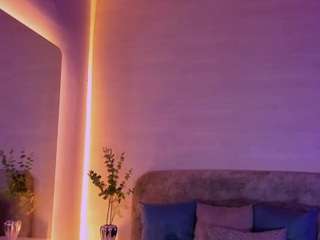 Natalie-Blaze live cam preview