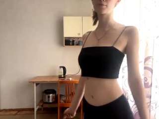 OdaRabine live webcam show
