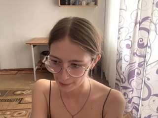 OdaRabine live webcam show