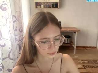 OdaRabine live webcam show