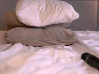 SadeHaff live webcam show