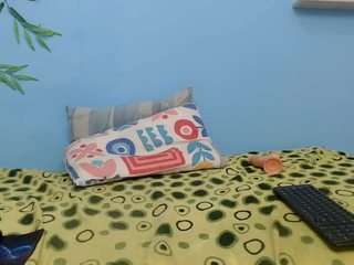 skinnyloolita18