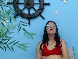 skinnyloolita18