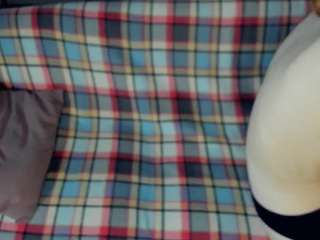 SooRollin live webcam show