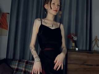 SooRollin live webcam show