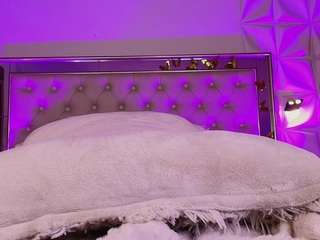 charlotteinpole live cam preview