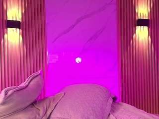 charlotteinpole live cam preview