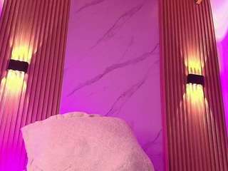 charlotteinpole live cam preview