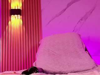 charlotteinpole