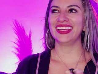 Image 1 of may-wood, female webcam model,  years old, on live webcam