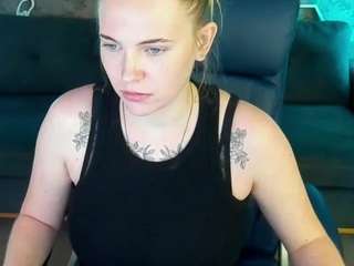 NikkyReyyy
