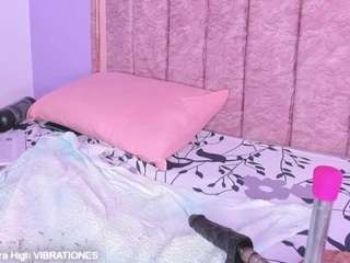 selenecute05 live webcam show