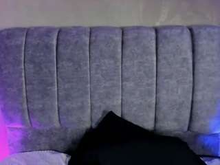 Yensy2614 live webcam show