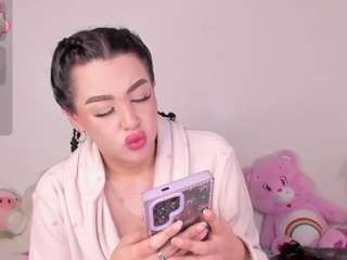 yunahott live webcam show