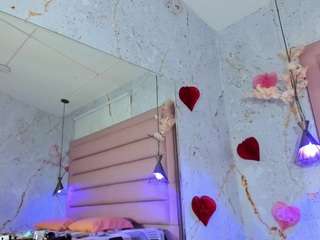 avawhitte live webcam show