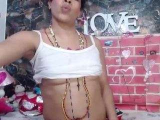 Live cam show with DESIRE10INCHES