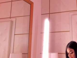 Dionne Venturi🌸 live cam preview
