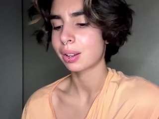 le modèle doreathamoffa est en webcam porno dans un show sur le site camsoda, il possède les tags suivants: amateur,shaved pussy,mature,mistress,nature,nipples,no drinking,normal,public,role play,sexy,sexydance,skinny,horny,small tits,smoking,spank,sporty,squirter,strip