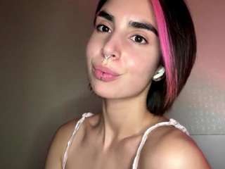 Amy live cam preview