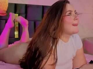 emilia-monroee